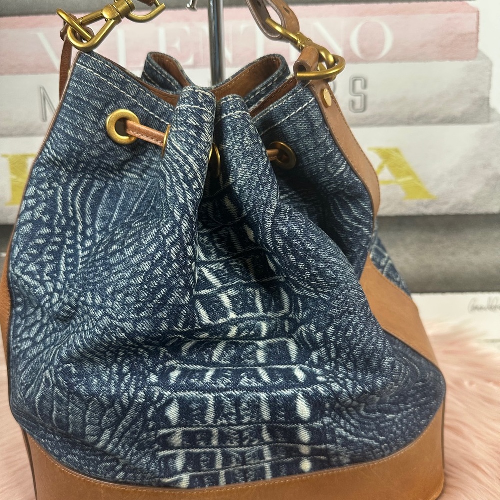 Brahmin Marlowe Blue Denim-Patterned Drawstring bucket Bag - Picture 3 of 10